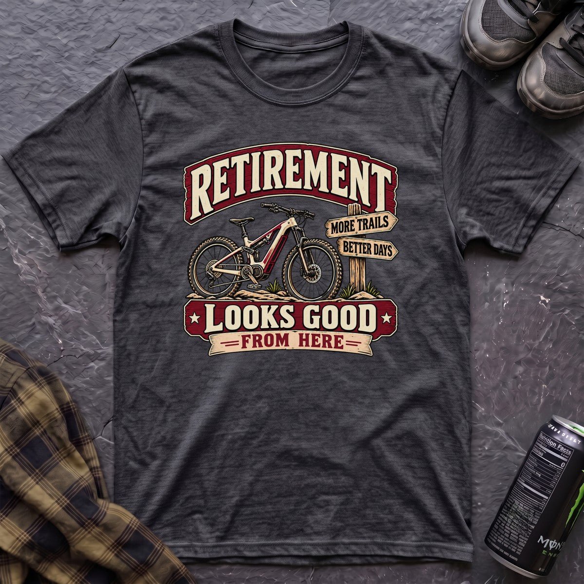 Retirement Looks Good T-Shirt - AspenCrestOutdoors