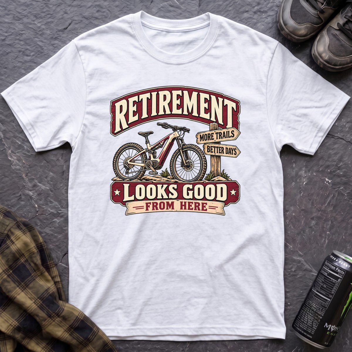 Retirement Looks Good T-Shirt - AspenCrestOutdoors