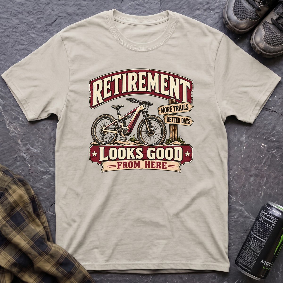 Retirement Looks Good T-Shirt - AspenCrestOutdoors