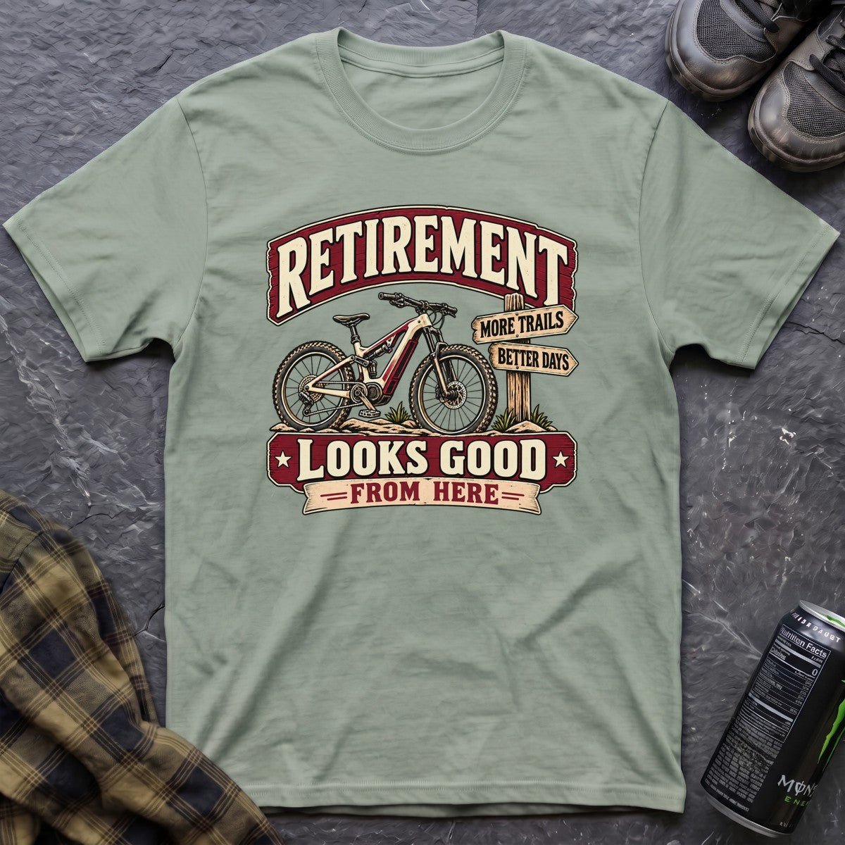 Retirement Looks Good T-Shirt - AspenCrestOutdoors