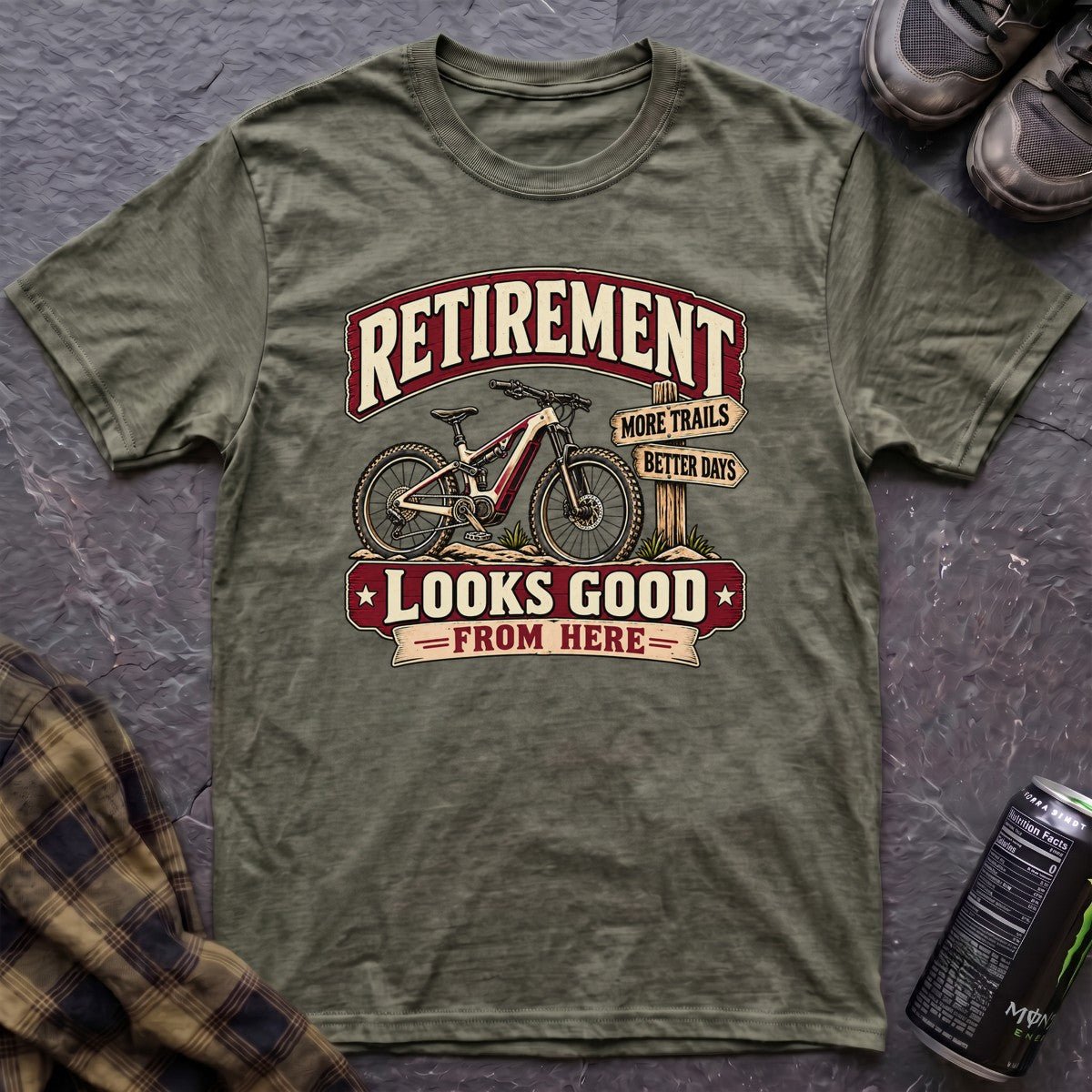 Retirement Looks Good T-Shirt - AspenCrestOutdoors