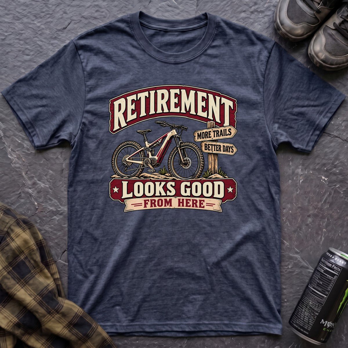 Retirement Looks Good T-Shirt - AspenCrestOutdoors