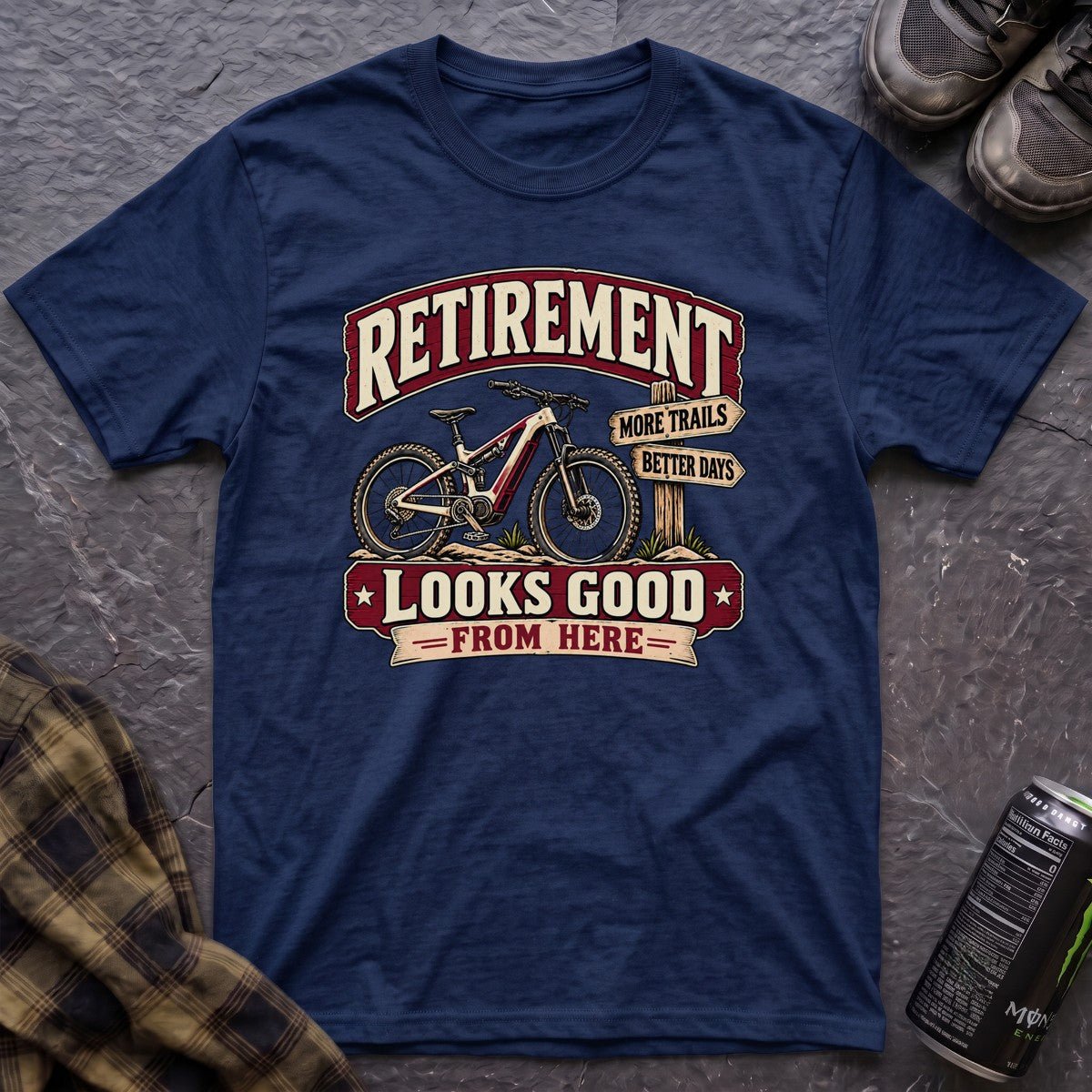 Retirement Looks Good T-Shirt - AspenCrestOutdoors